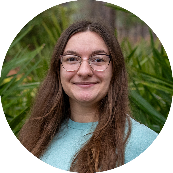 Headshot of Isabella Rios