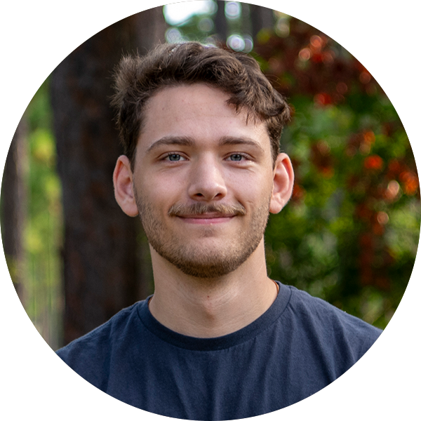 Headshot photo of Jacob Holland